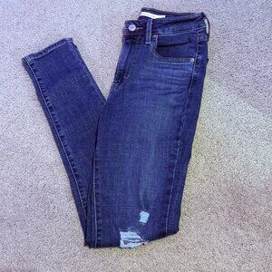 Levi’s 721 High Rise Skinny Jeans